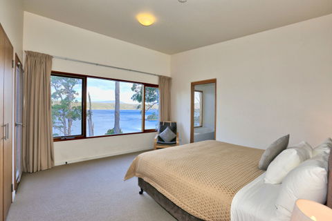 Stewarts Bay Lodge - Accommodation Sunshine Coast 2
