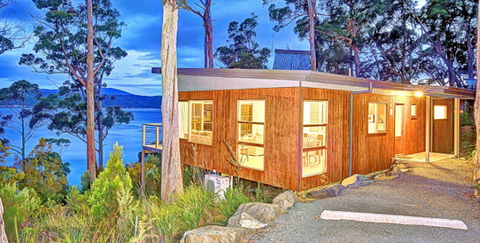Stewarts Bay Lodge - Accommodation Sunshine Coast 3