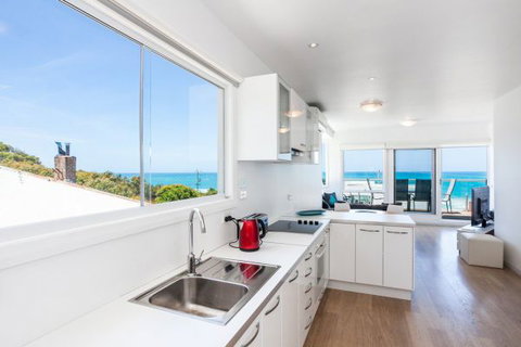 Lorne Beach Accom - Accommodation Sunshine Coast 1