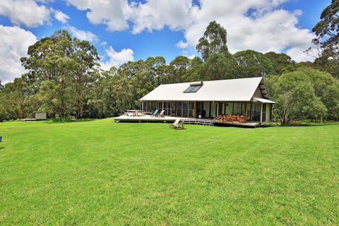 Tara - Accommodation Sunshine Coast 0