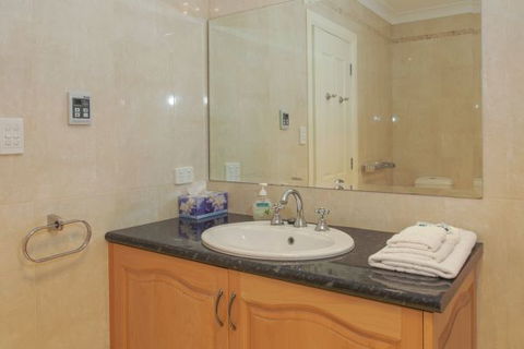 Monterey Waters 27B - Accommodation Sunshine Coast 9