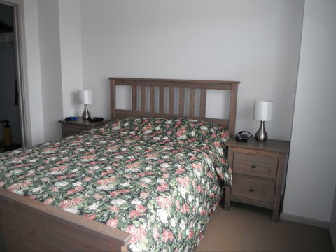 Wellington - Accommodation Sunshine Coast 2
