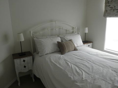 C&C's Bed And Breakfast - Accommodation Sunshine Coast 3
