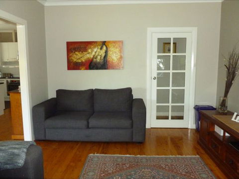 Clove Hitch Holiday House - Accommodation Sunshine Coast 1