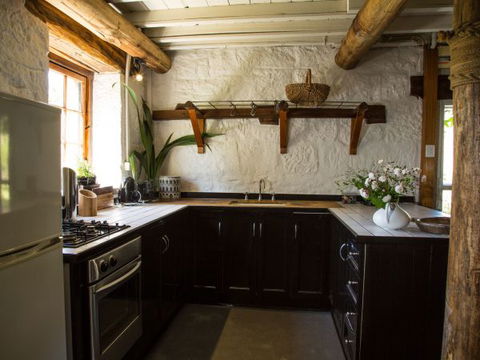 Farm Pod At Twamley Farm - Accommodation Sunshine Coast 1
