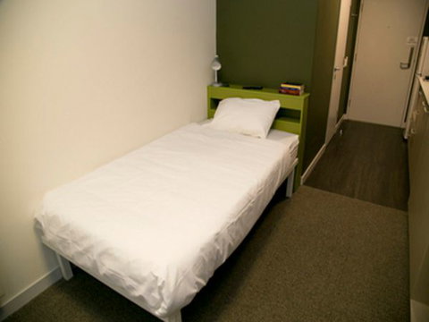 Abercombie Student Accommodation (Summer) - Accommodation Sunshine Coast 5