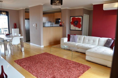 Best Apartment In The Heart Of Sydney’s Little Italy - Accommodation Sunshine Coast 0