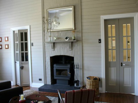 Fosterton School House - Accommodation Sunshine Coast 2