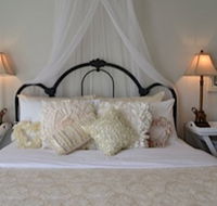 Garden Cottage B and B - Accommodation Sunshine Coast