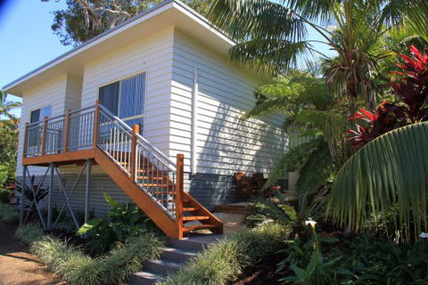 Hidden Gem - Accommodation Sunshine Coast 2