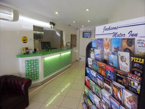 Jacksons Motor Inn - Accommodation Sunshine Coast 7