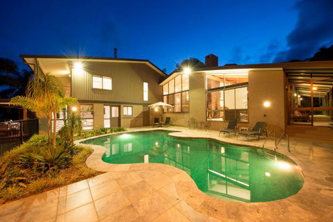 Just Heaven Mountain Retreat - Accommodation Sunshine Coast 1