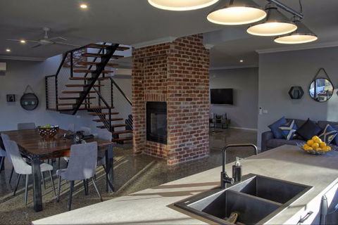 Lusso KV - Accommodation Sunshine Coast 4