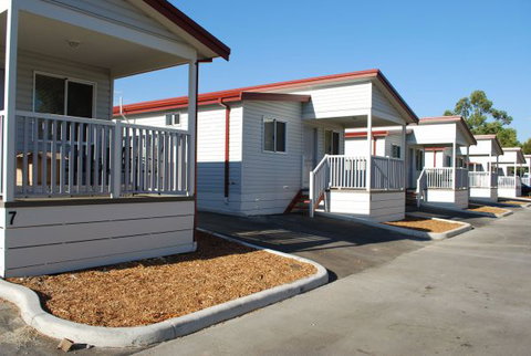 Midland Tourist Park - Accommodation Sunshine Coast 1