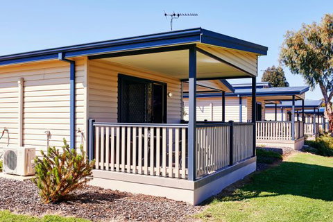 Midland Tourist Park - Accommodation Sunshine Coast 4