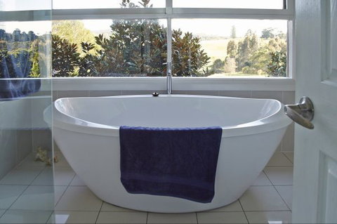 Murrah Luxury Holiday Accommodation - Accommodation Sunshine Coast 3