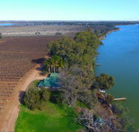 Mundic Waterfront Cottages - Accommodation Sunshine Coast