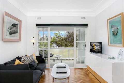 New Beach Apartment - Accommodation Sunshine Coast 1