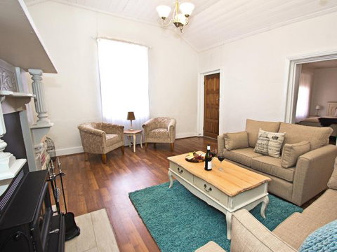 Queen's Cottage Barossa Valley - Accommodation Sunshine Coast 10