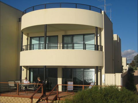 Sandcastles - Accommodation Sunshine Coast 0