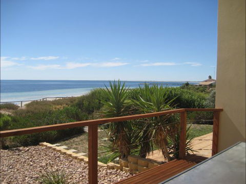 Sandcastles - Accommodation Sunshine Coast 2