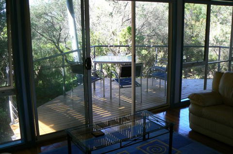 Sandy Point Beach Escape - Accommodation Sunshine Coast 4