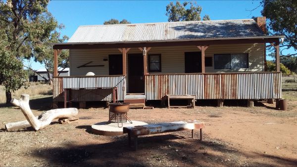 Kikoira ACT Accommodation Sunshine Coast