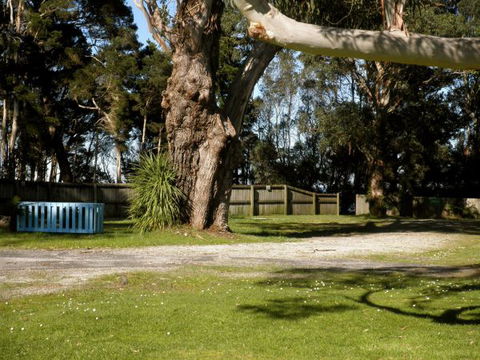 Strahan Beach Tourist Park - Accommodation Sunshine Coast 2