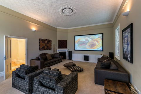 Tanunda House - Accommodation Sunshine Coast 2