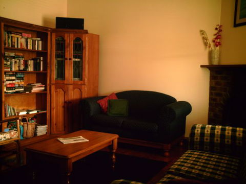 The Cottage No 12 On North - Accommodation Sunshine Coast 1