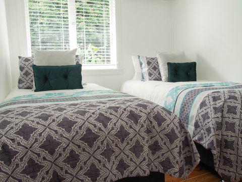 The Milton Bungalow - Accommodation Sunshine Coast 2