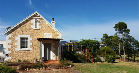 The Old Drik Drik Schoolhouse Retreat - Accommodation Sunshine Coast 0