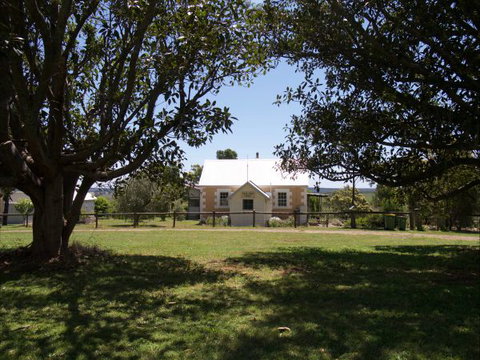 The Old Drik Drik Schoolhouse Retreat - Accommodation Sunshine Coast 3