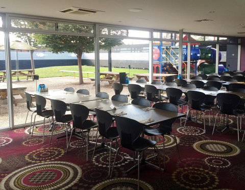 The Foreshore Motel & Tavern (Hobart) Lauderdale - Accommodation Sunshine Coast 3