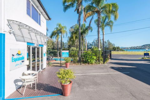 The Esplanade Motel - Accommodation Sunshine Coast 0