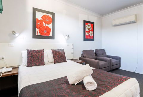 The Esplanade Motel - Accommodation Sunshine Coast 5
