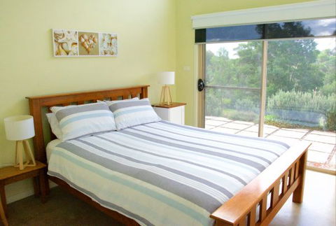 Tilba Coastal Retreat - Accommodation Sunshine Coast 5