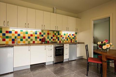 Young Garden Retreat - Accommodation Sunshine Coast 3