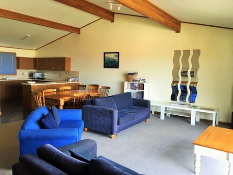 1/3 Strangways - Accommodation Sunshine Coast 7