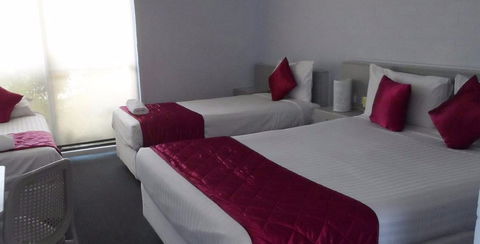Bidgee Motor Inn - Accommodation Sunshine Coast 1