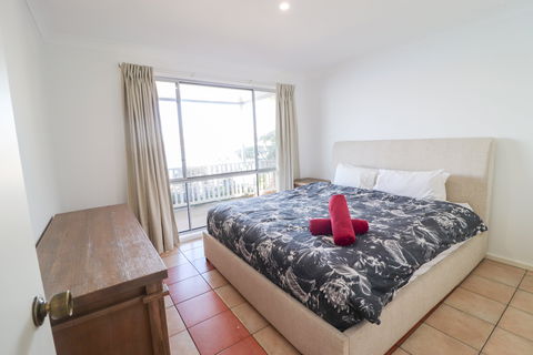 El Lago Jetty - Accommodation Sunshine Coast 5