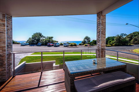Escape At Nobbys - Accommodation Sunshine Coast 2