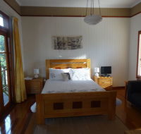 Le Piaf on Treasure Bed and Breakfast - Accommodation Sunshine Coast