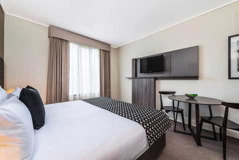 Mantra On Jolimont - Accommodation Sunshine Coast 2