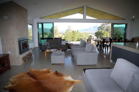 Pindara - Accommodation Sunshine Coast 1