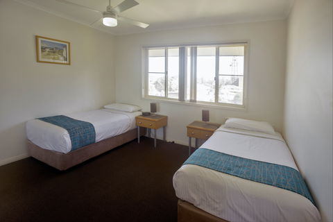 Town Beach Beachcomber Resort - Accommodation Sunshine Coast 4