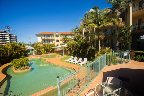 Town Beach Beachcomber Resort - Accommodation Sunshine Coast 7