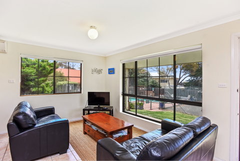 Unit 3, 5-/ Surf Avenue, Carrickalinga - Accommodation Sunshine Coast 0