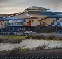 96 Marina Way Mannum Waters - River Shack Rentals - Accommodation Sunshine Coast