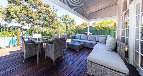 Barossa Valley View Guesthoue - Accommodation Sunshine Coast 4